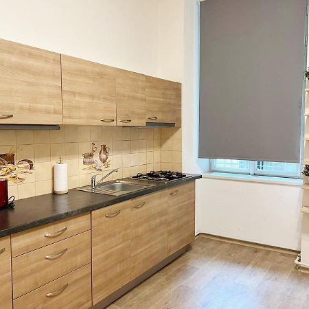 Modern Apartment Krakovska براغ المظهر الخارجي الصورة