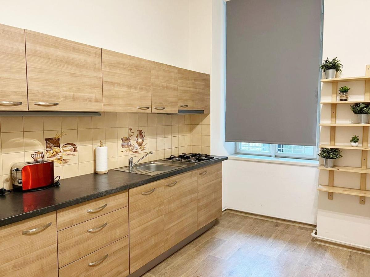 Modern Apartment Krakovska براغ المظهر الخارجي الصورة