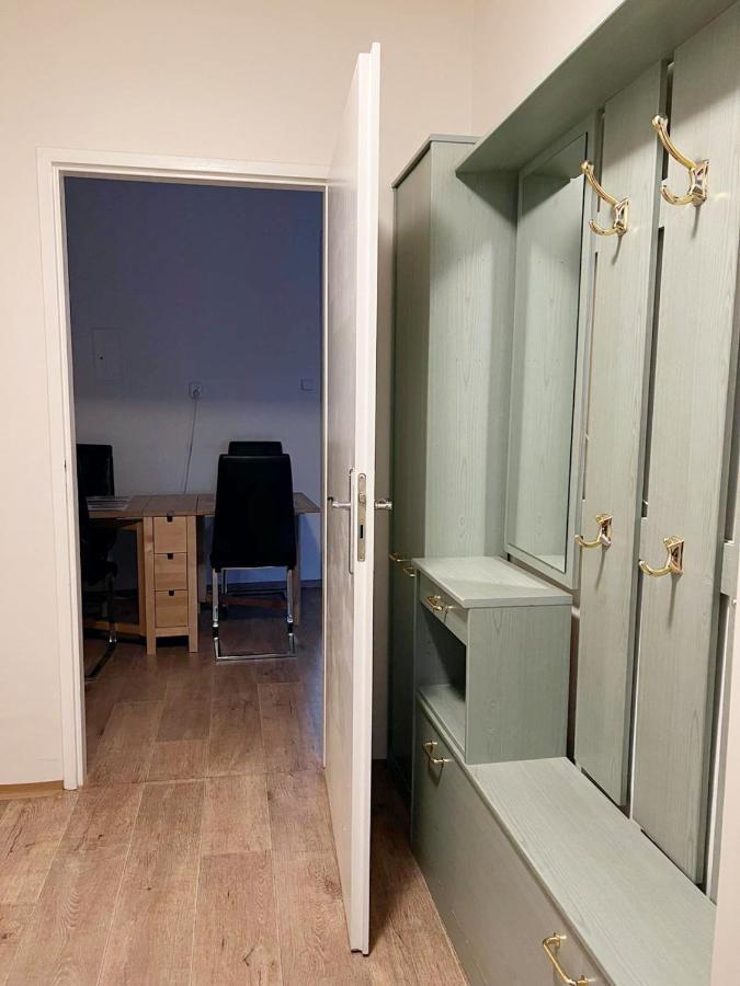 Modern Apartment Krakovska براغ المظهر الخارجي الصورة
